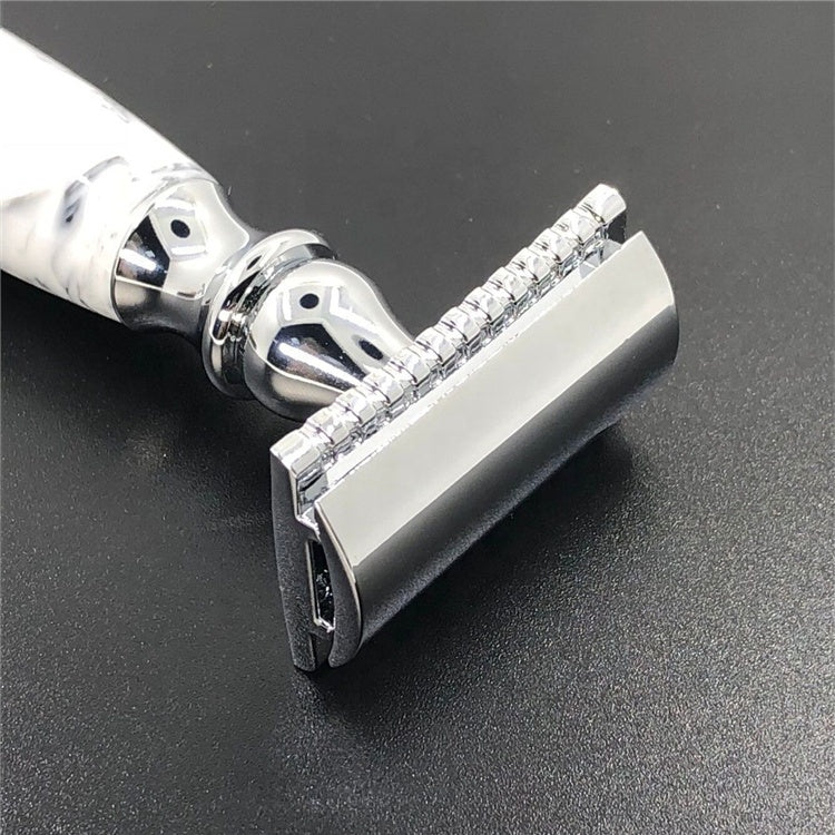 Manual Black Resin Handle Men's Manual Shavers